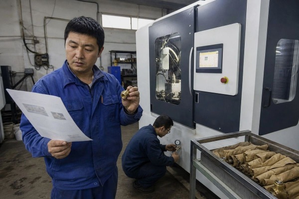 Evaluating chamfering machine supplier cases for connector manufacturers with similar production needs (ID#1)