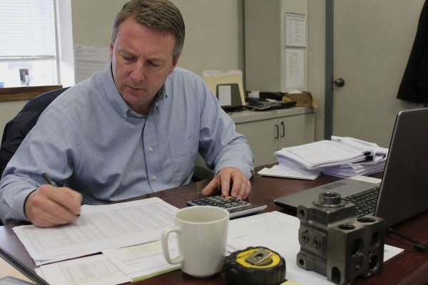 Guide to budgeting for pipe cutting machine equipment, shipping, and tariffs (ID#1)
