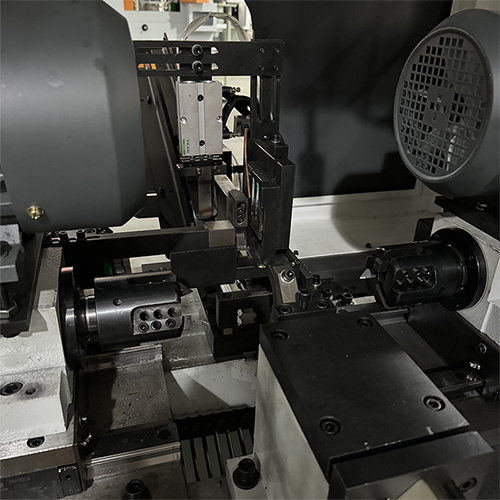 Dual-Servo Metal Tube Double-End Chamfering Machine